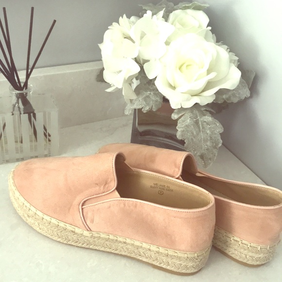 ✨ - Picture 1 of 1